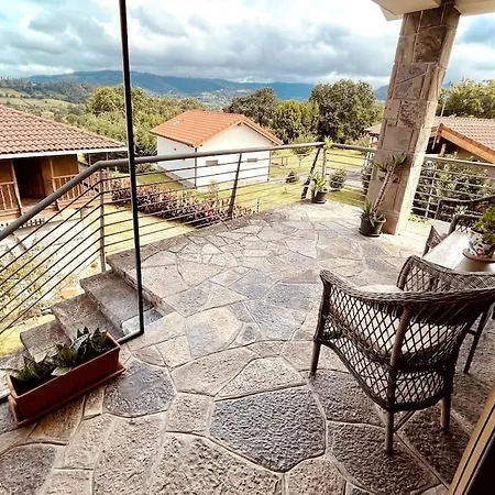 Abeluga アパート ヒホン